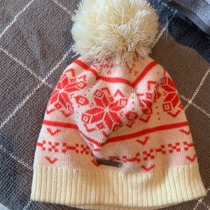 BENCH super cute orange and cream beanie